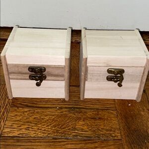 NWT mini chest/box 2 pieces with lock